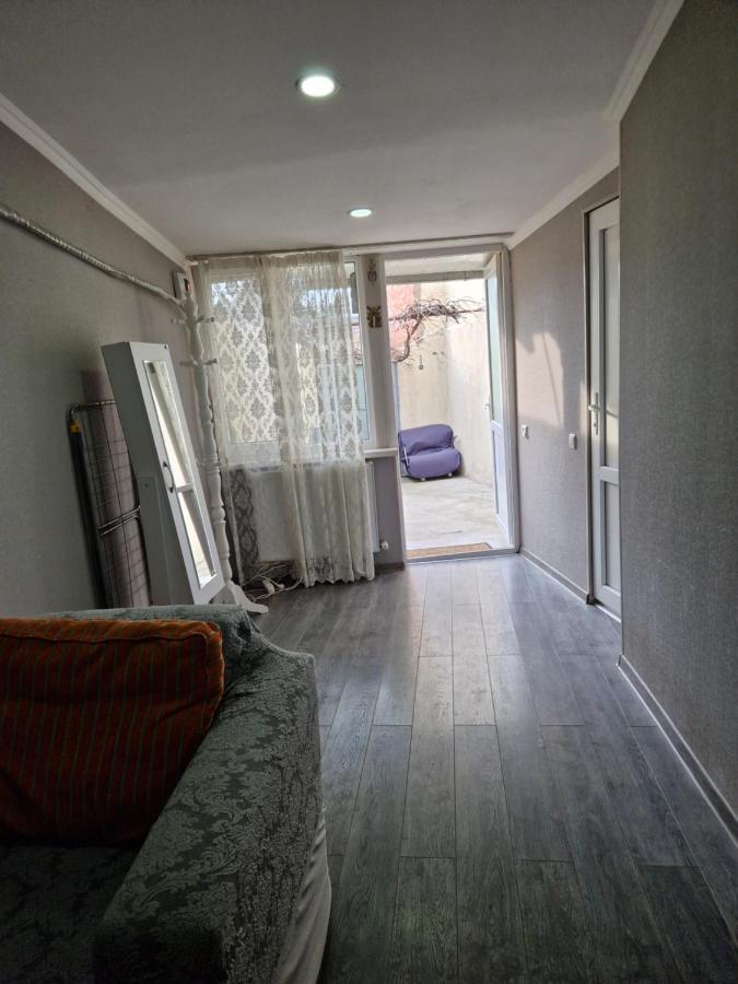Larisa Apartment Tbilisi Exteriör bild